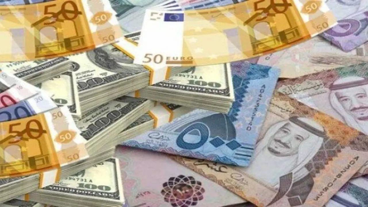 تحركات مفاجئة.. أسعار صرف العملات الأجنبية مقابل الجنيه المصري في تعاملات الأحد الأسبوعية
